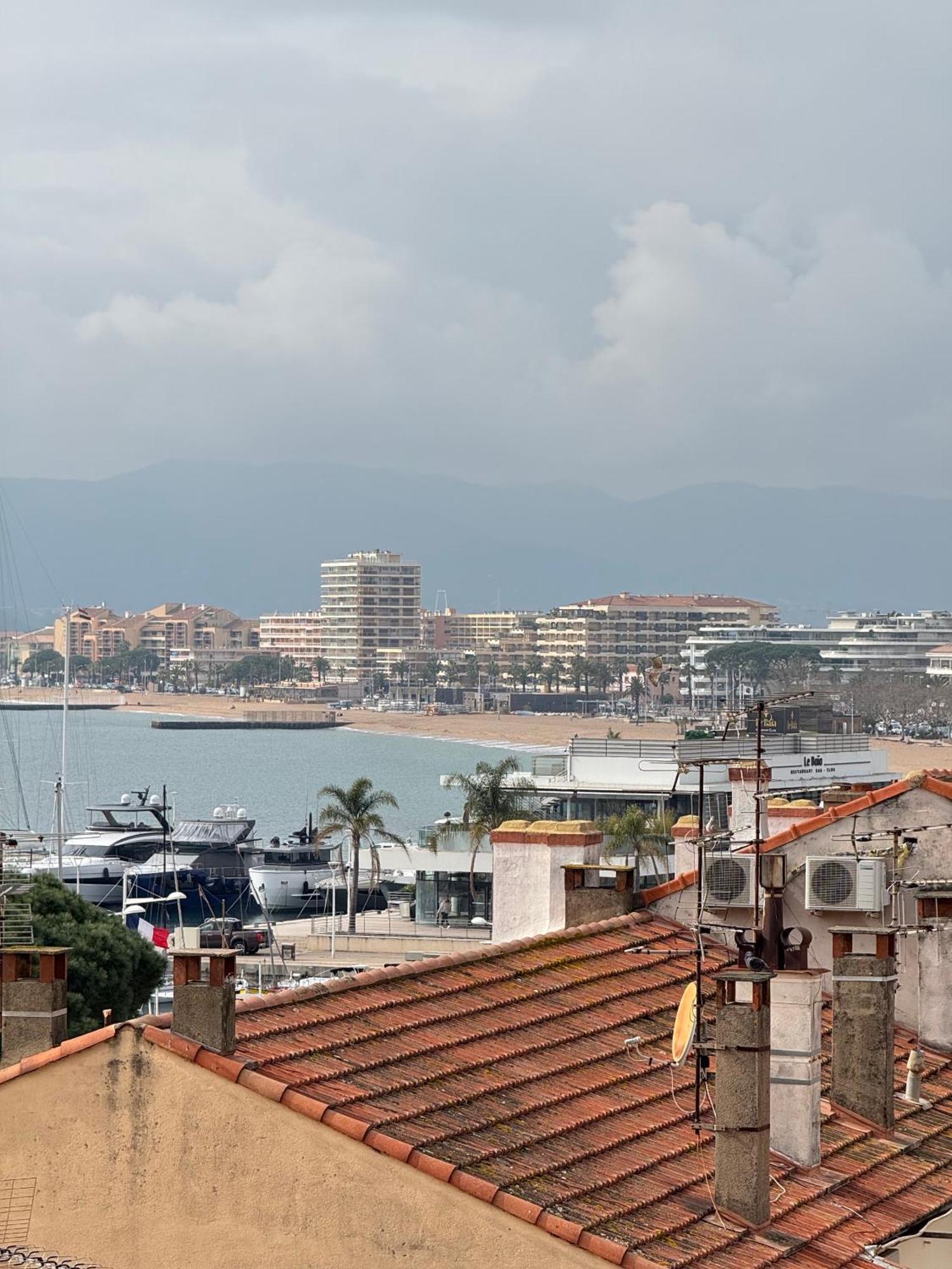 Saint-Raphaël Loft And Suites المظهر الخارجي الصورة